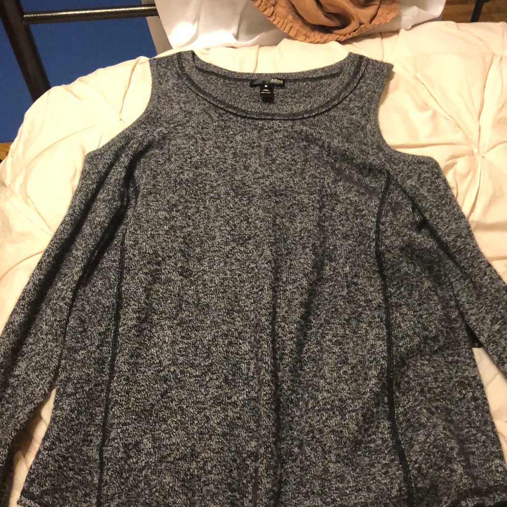 Long sleeve soft sweater